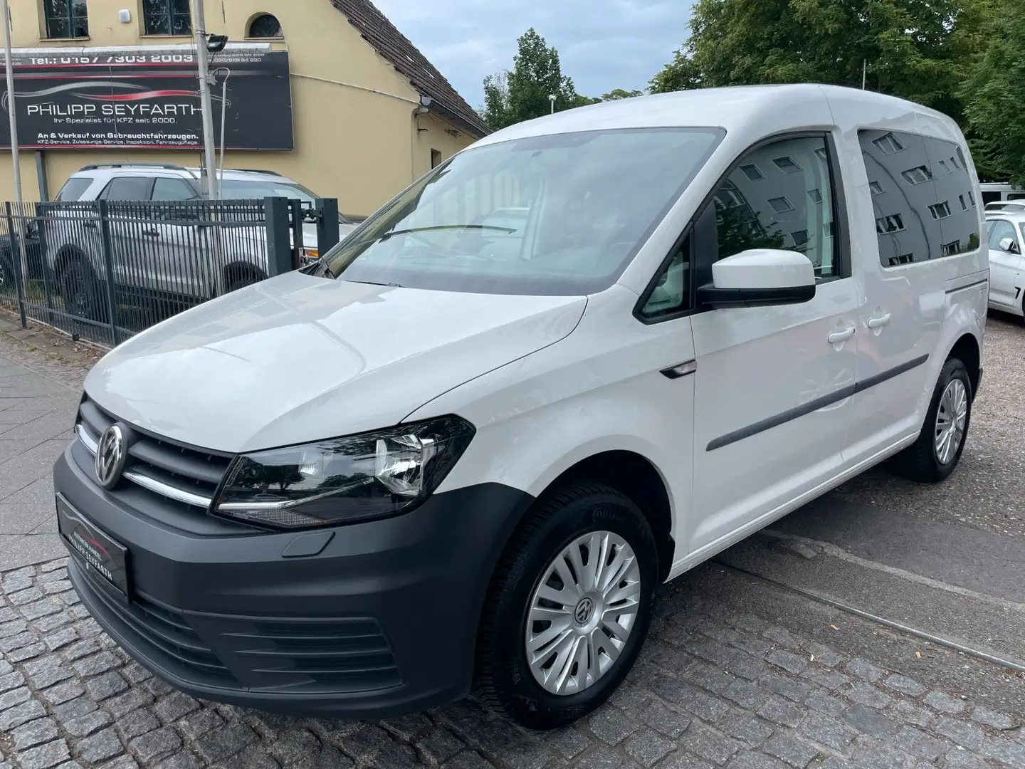 Volkswagen Caddy CADDY 2.0 TDI TREND BMT*2.HAND*KLIMA*PDC*5-SITZE Wit - 1