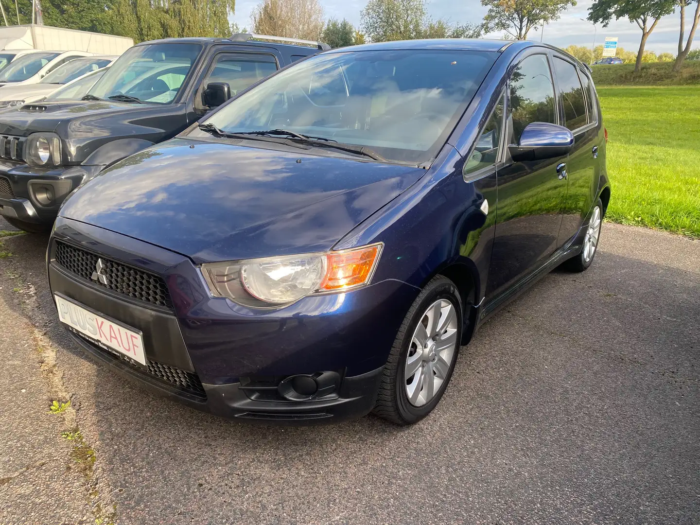 Mitsubishi Colt MOTION    NUR 57300 Km Bleu - 1