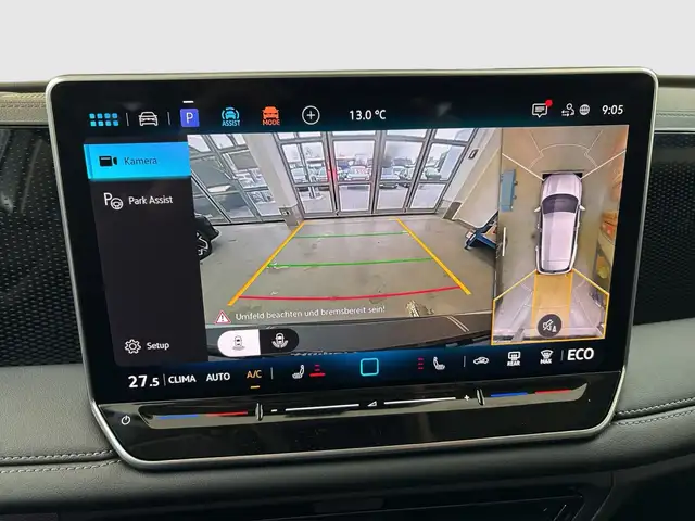 Volkswagen Tiguan view 12