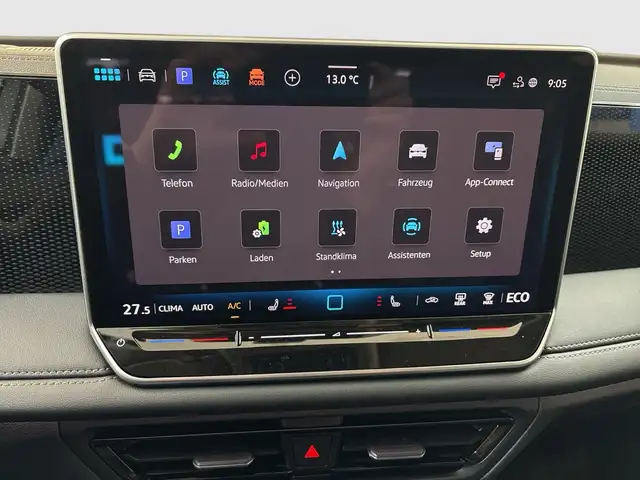 Volkswagen Tiguan view 13