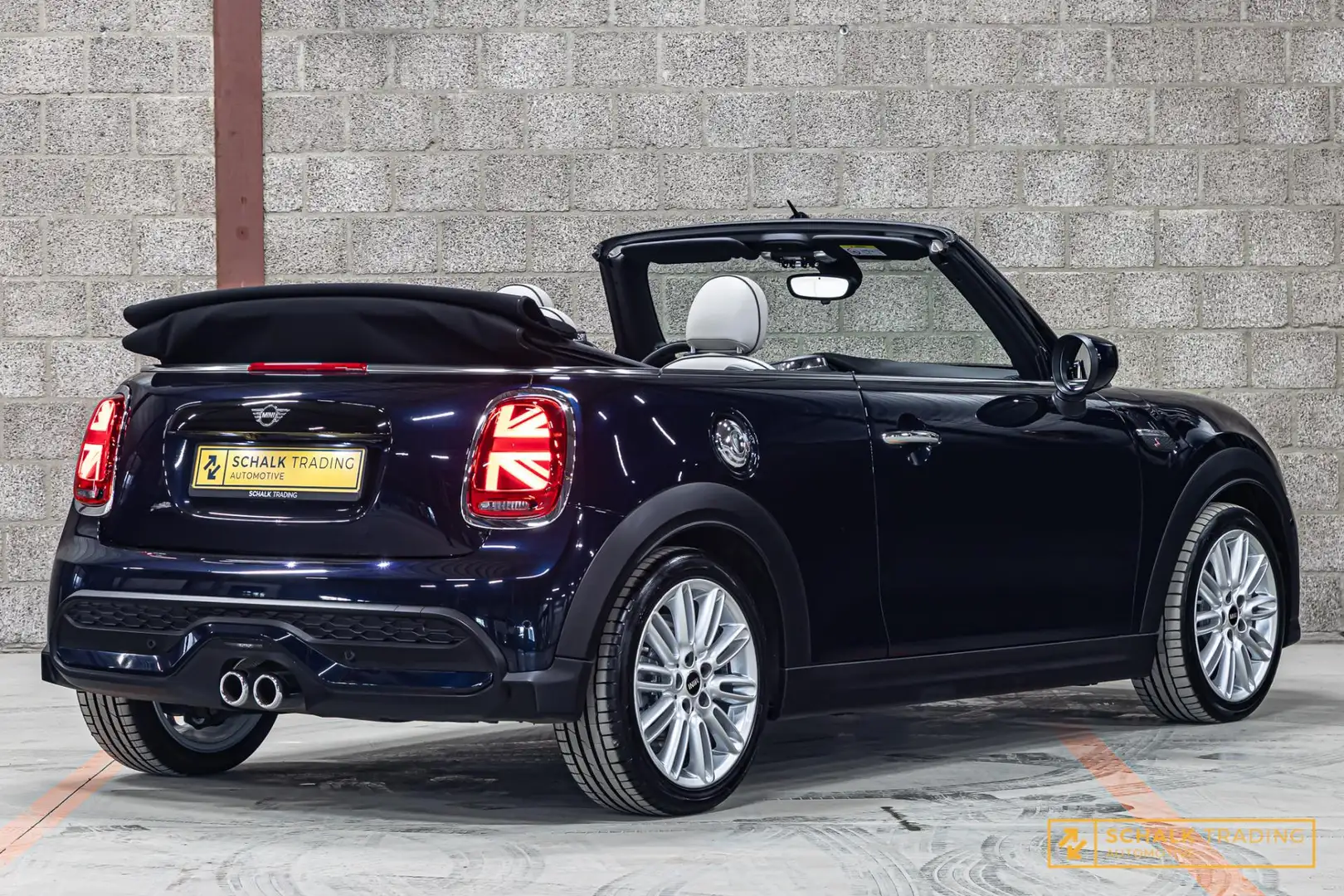 MINI Cooper S Cabrio 2.0 S|Cam|H&K|HUD|Dealer|DAB|Garantie Černá - 2
