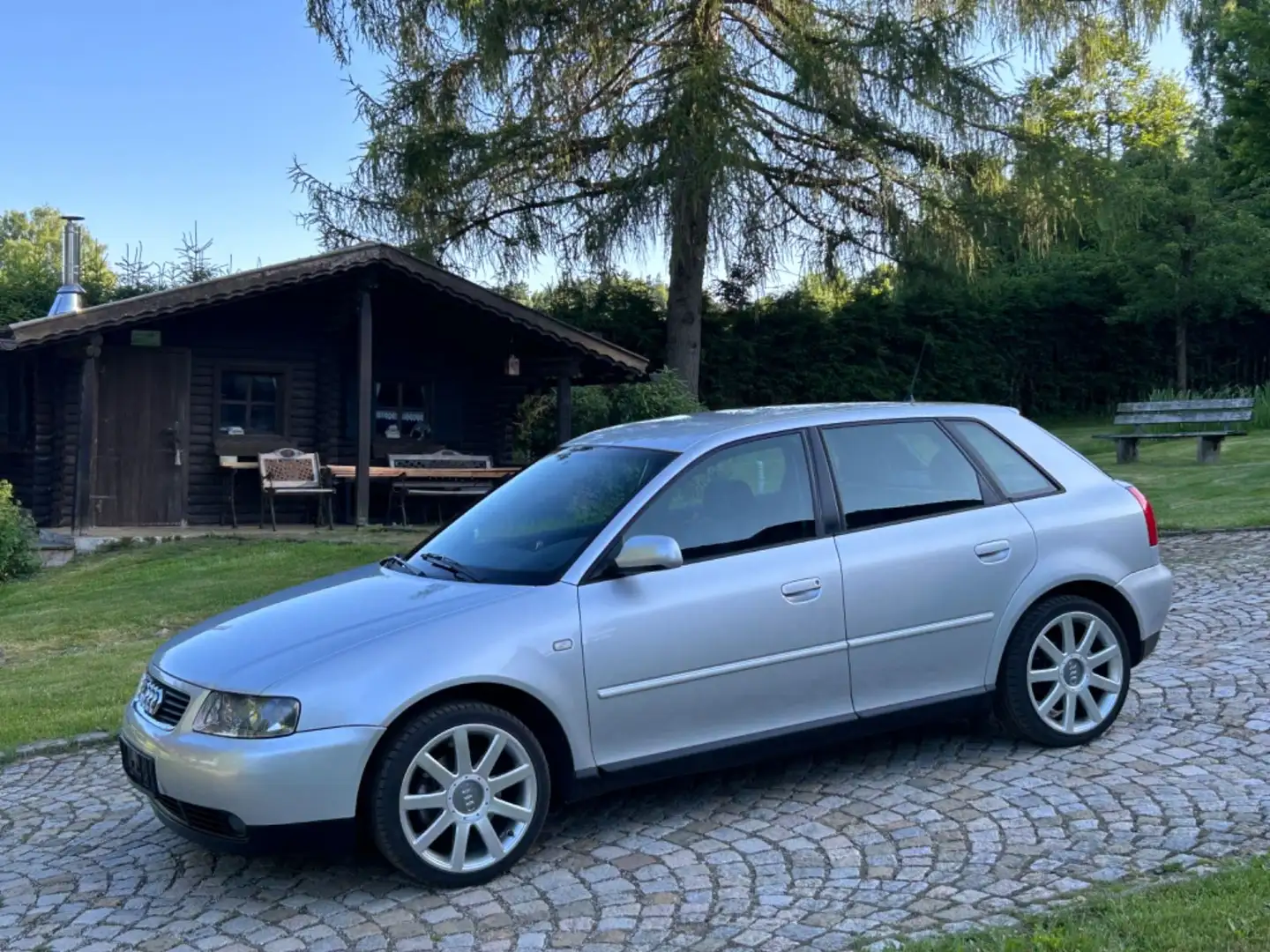 Audi A3 1.9TDI 131PS Quattro,6Gang,1Hand,103tkm!!! Silber - 1