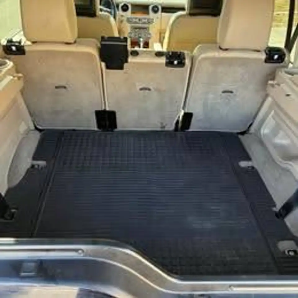 Land Rover LR4 снимка Land Rover LR4