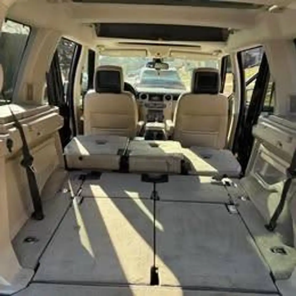 Land Rover LR4 снимка Land Rover LR4