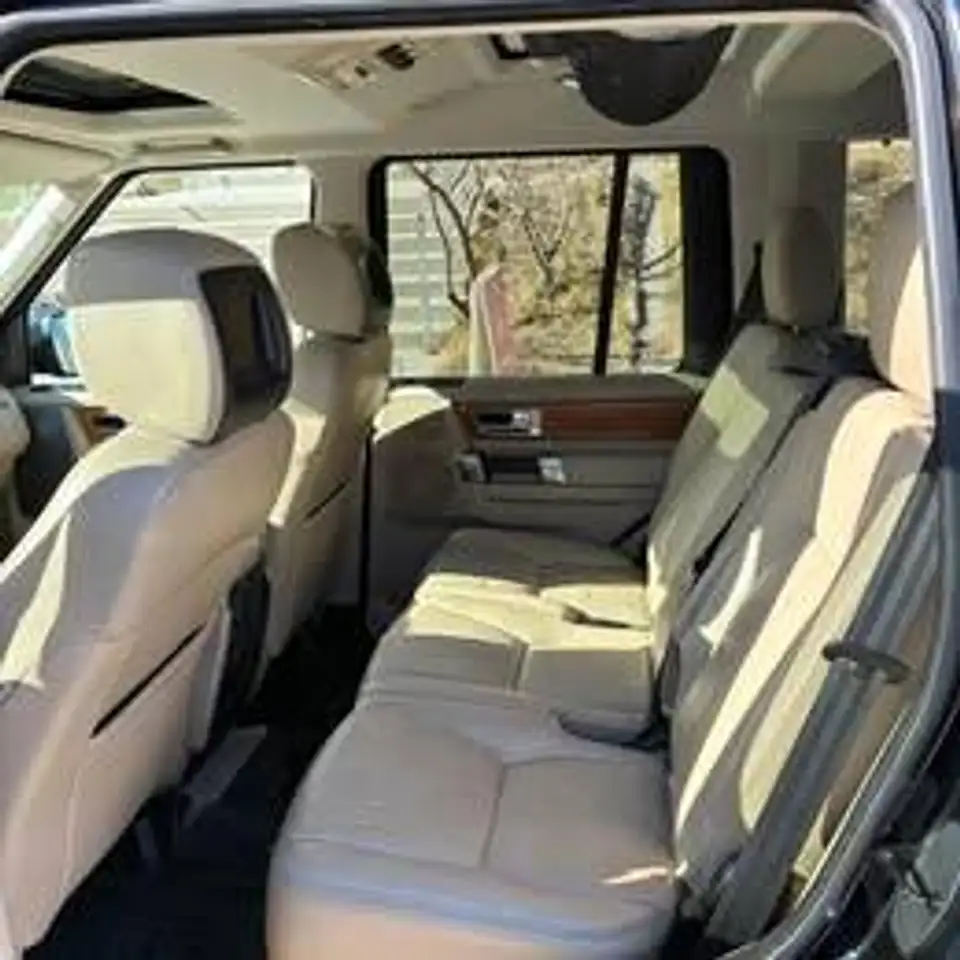 Land Rover LR4 снимка Land Rover LR4