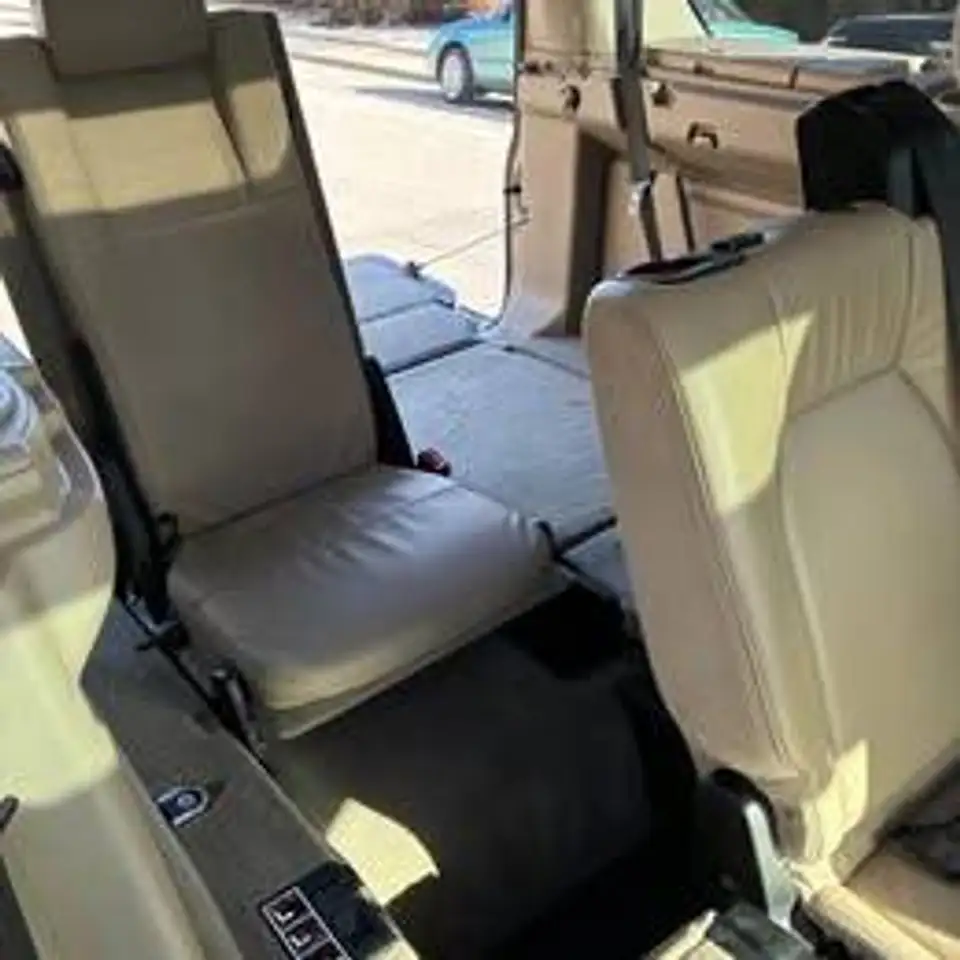 Land Rover LR4 снимка Land Rover LR4