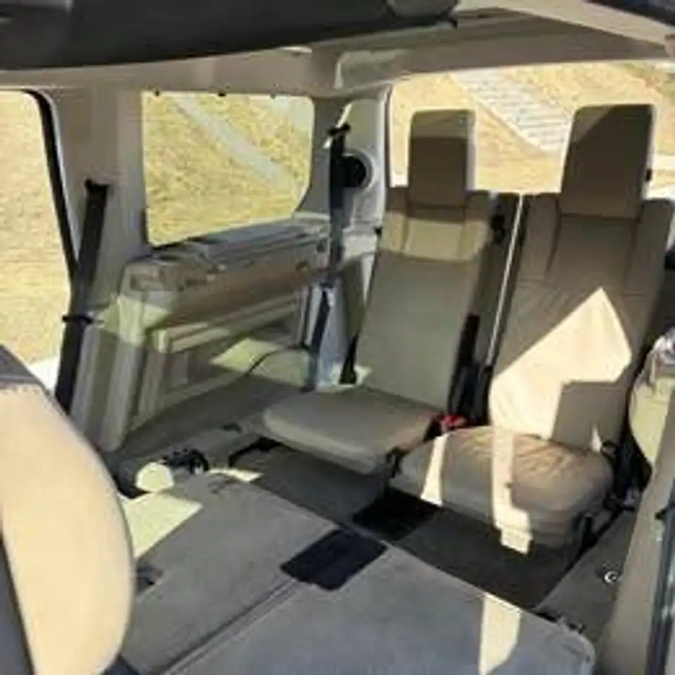 Land Rover LR4 снимка Land Rover LR4