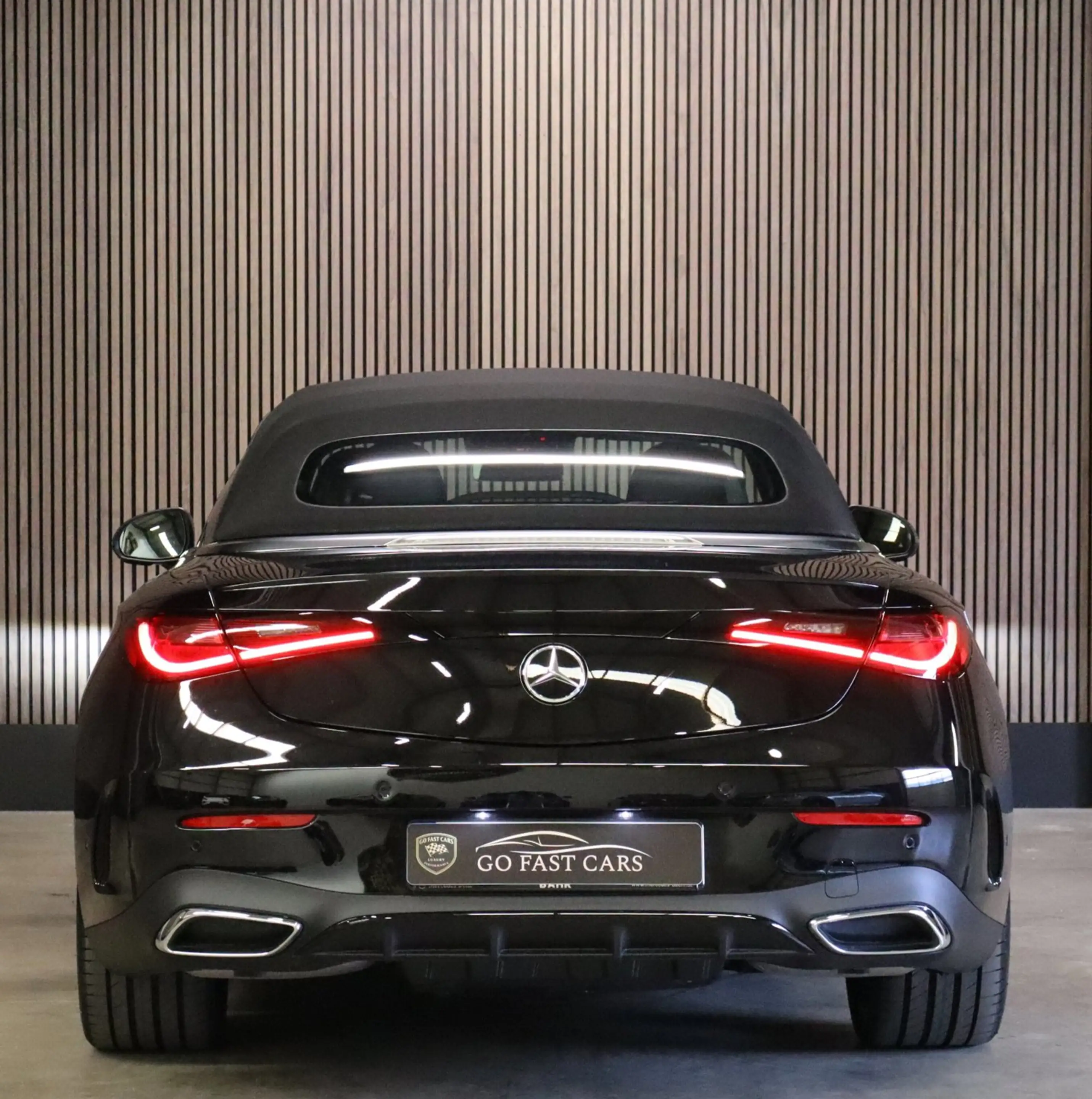 Mercedes-Benz CLE 300 Cabriolet 4MATIC|AMG Line |MBUX|Burmeister|Memory| — photo 11