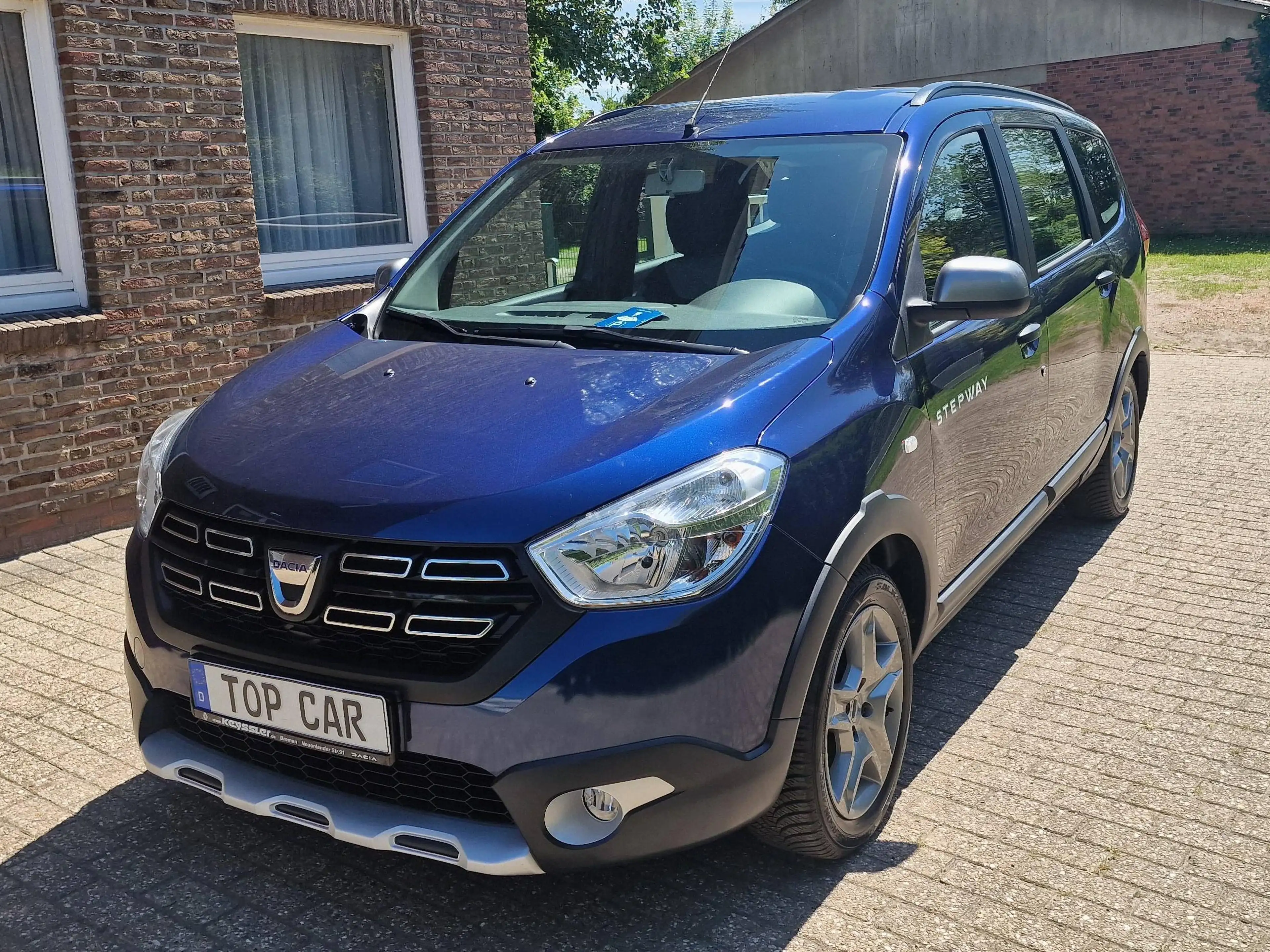 Dacia Lodgy Stepway 1Hand — photo 3