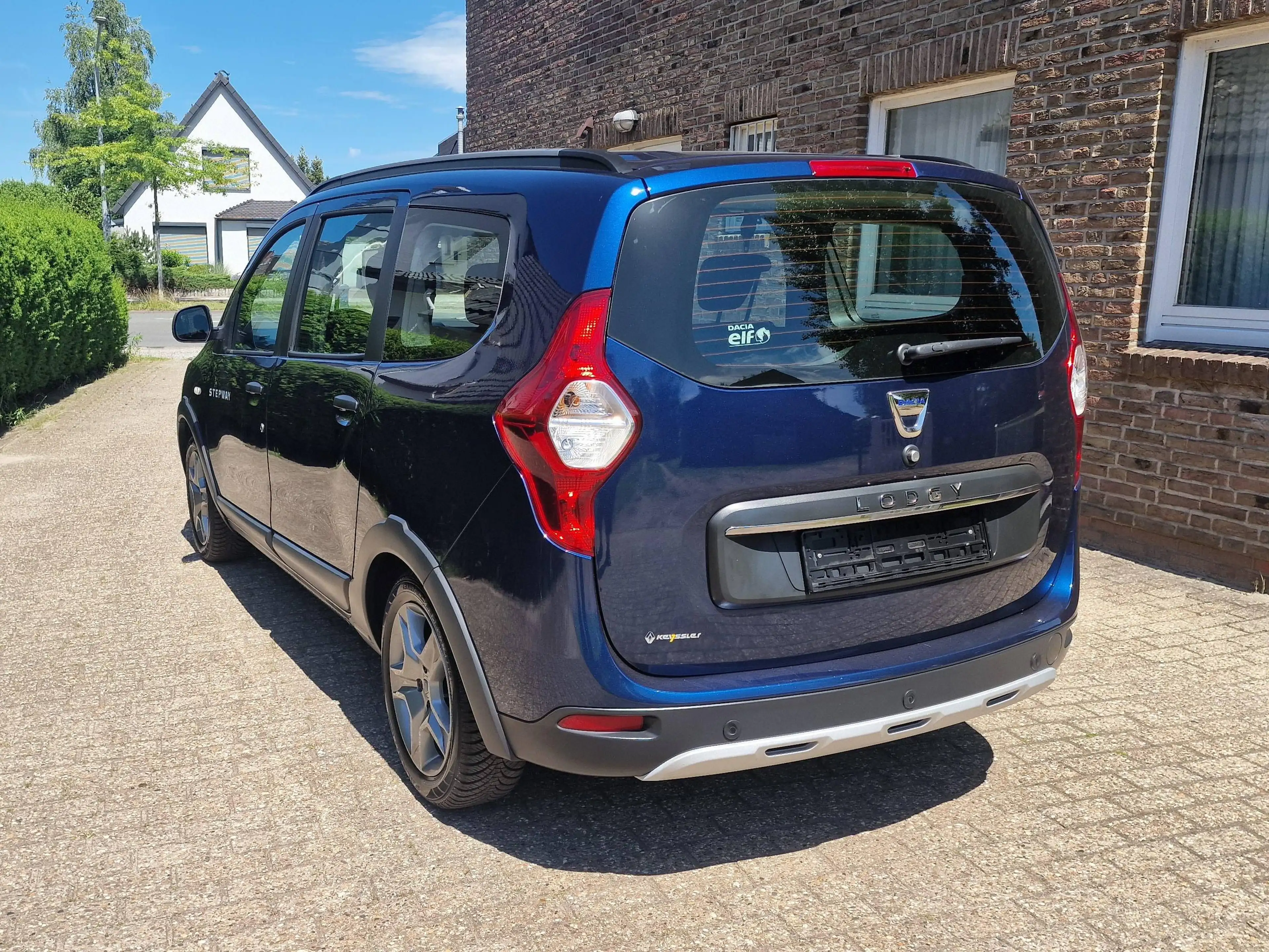 Dacia Lodgy Stepway 1Hand — photo 14
