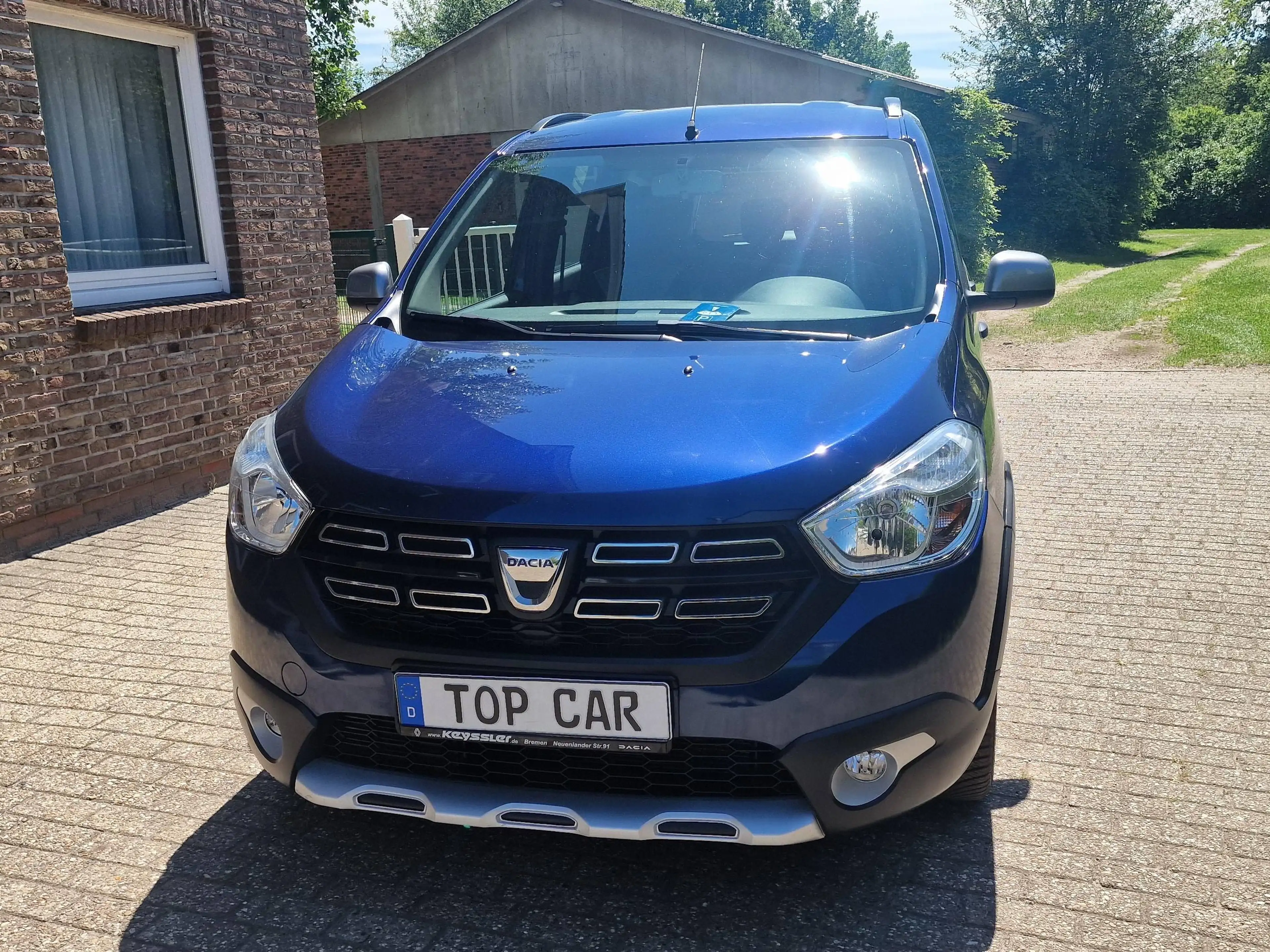 Dacia Lodgy Stepway 1Hand — photo 2