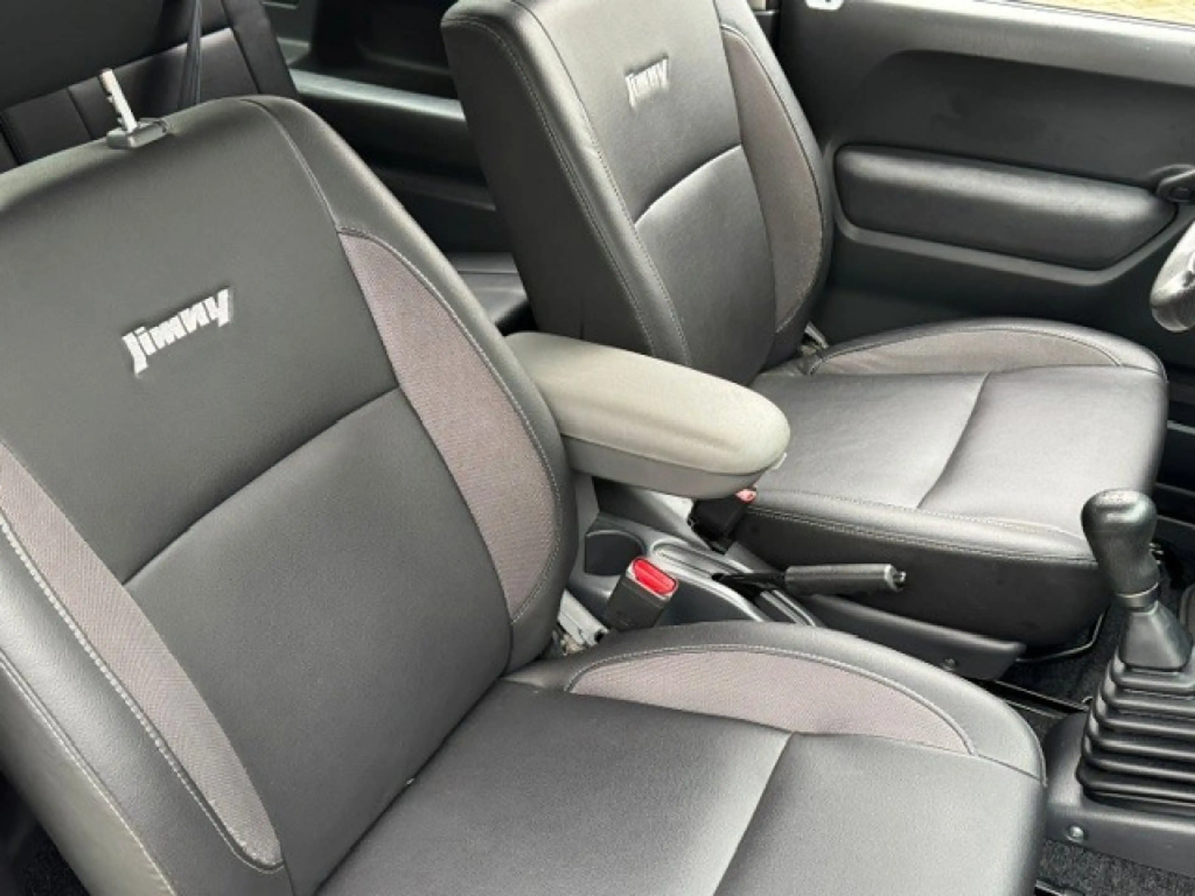 Suzuki Jimny 1.3 Exclusive Metal Top 4x4 Airco/Leder/Trekhaak — photo 23