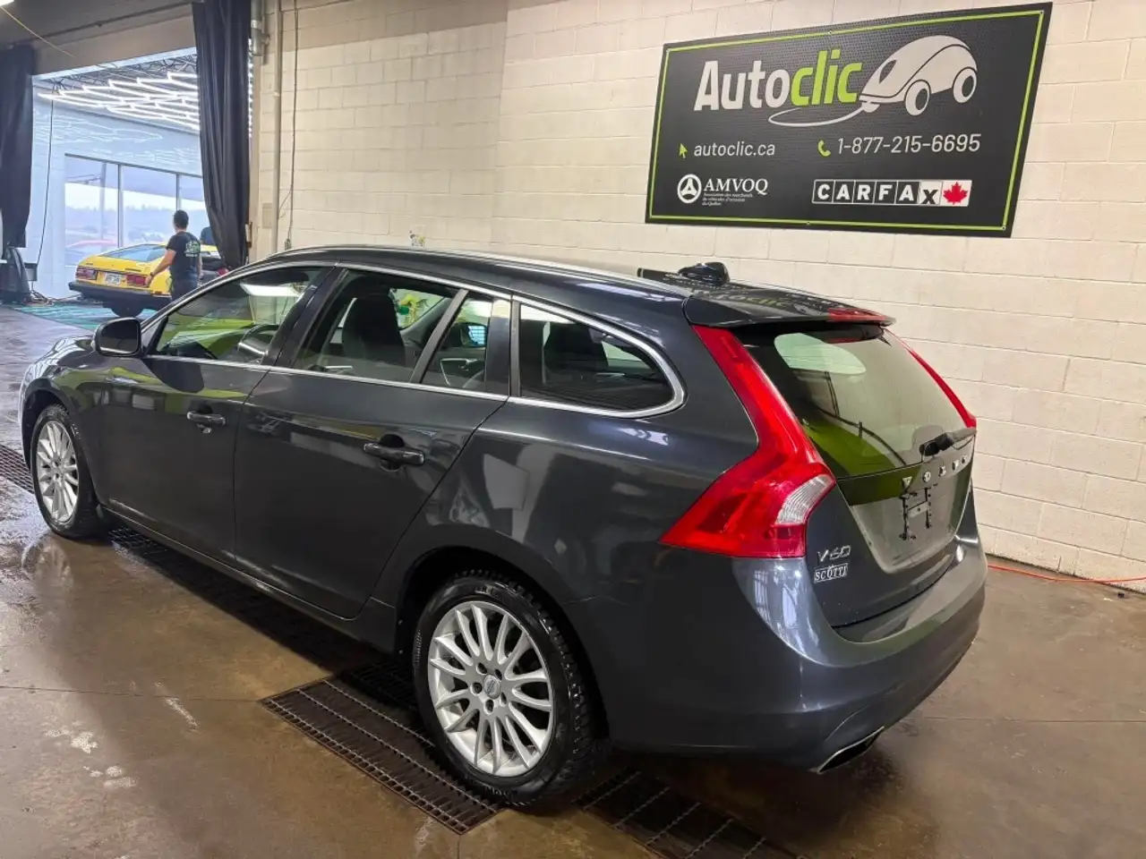 Volvo V60 снимка Volvo V60
