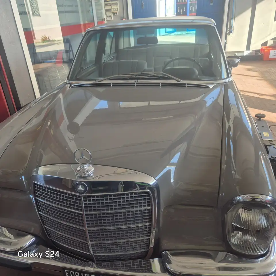 Mercedes-Benz 280, foto 9