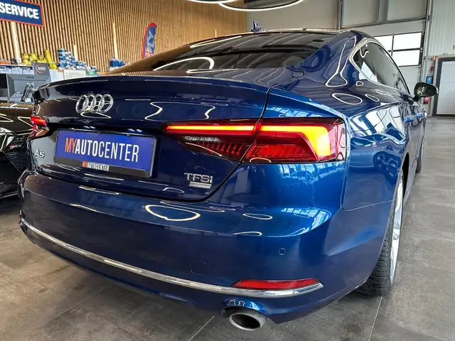 Audi A5 view 2