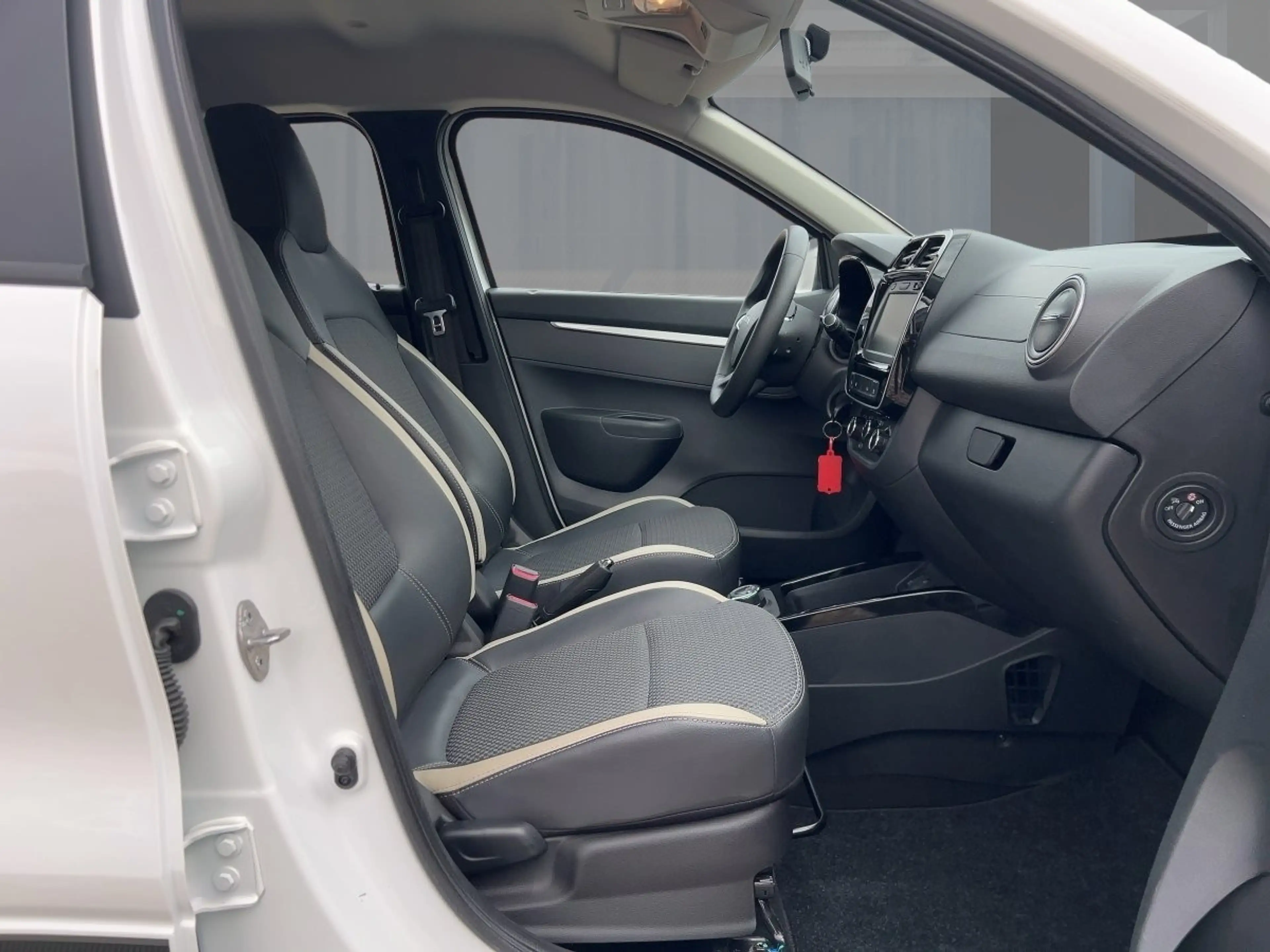 Dacia Spring Essential  KLIMA LED-Tagfahrlicht BT ABS ESP ZV — photo 8