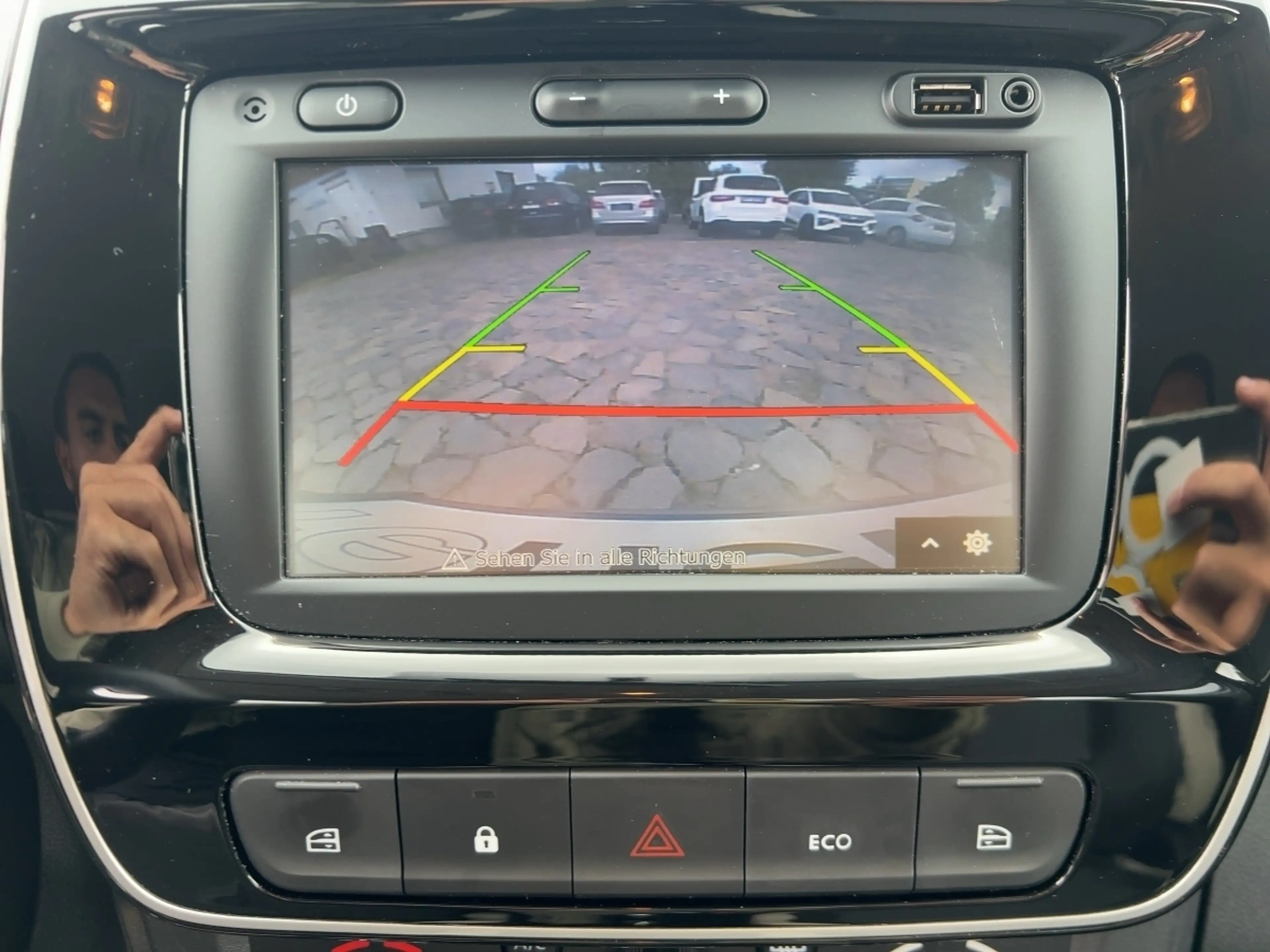 Dacia Spring Essential  KLIMA LED-Tagfahrlicht BT ABS ESP ZV — photo 13