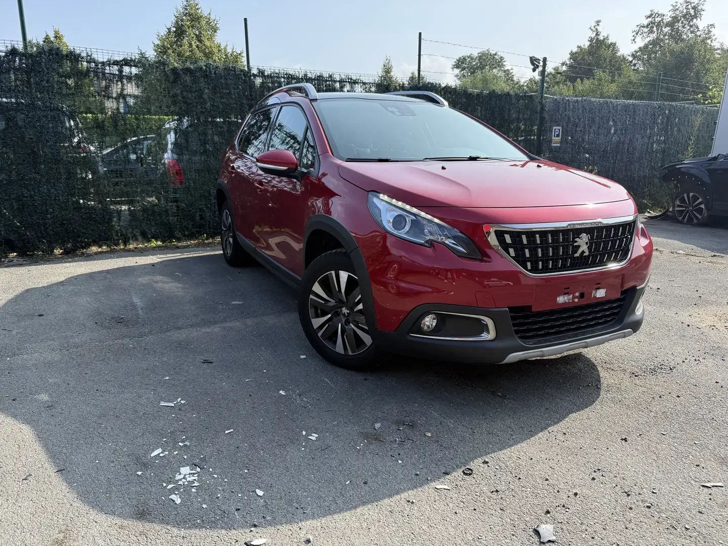 Peugeot 2008 1.2 CT OK GARANTIE 12 MOIS Rouge - 1