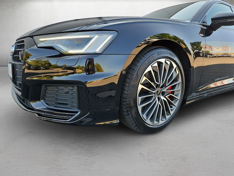 Audi A6 Avant sport 55 TFSI e quattro S tronic S line — photo 4