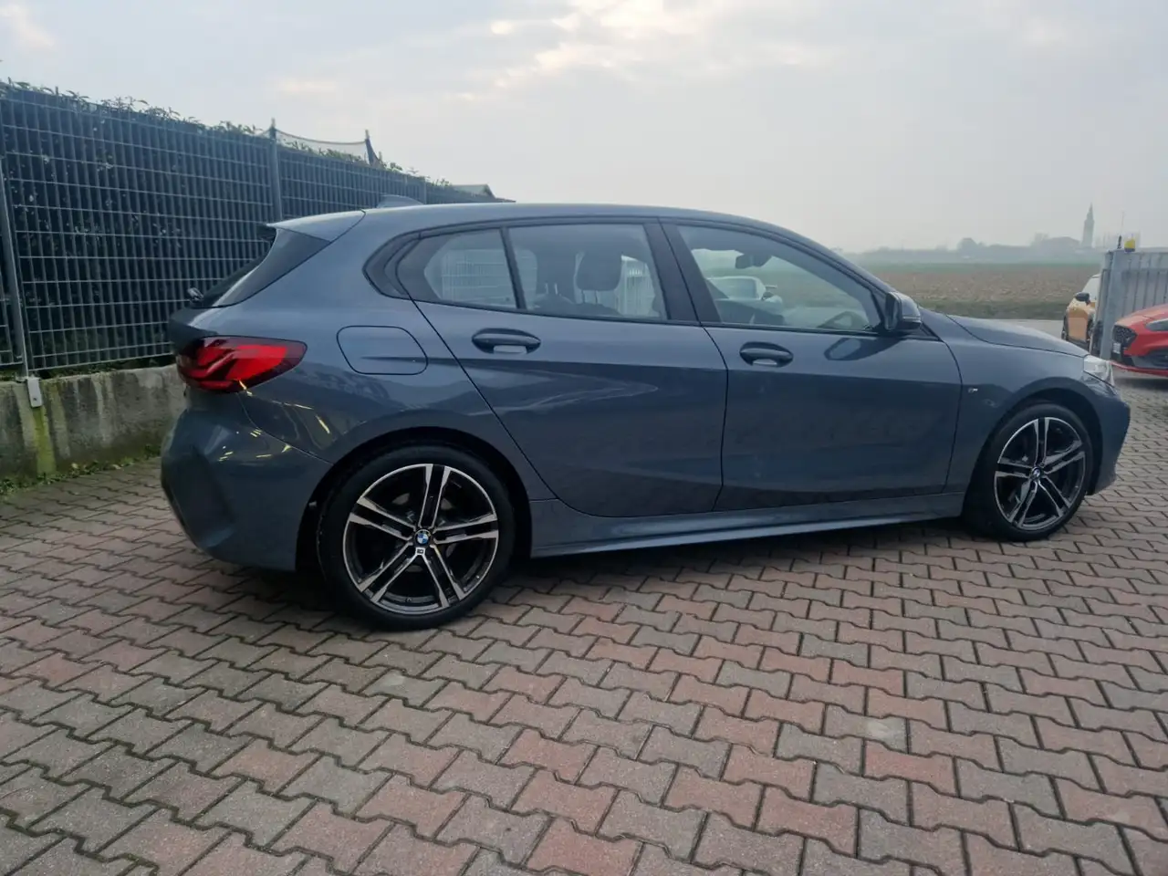 BMW 120 i M-SPORT LED VARI COLORI DISPONIBILI 3