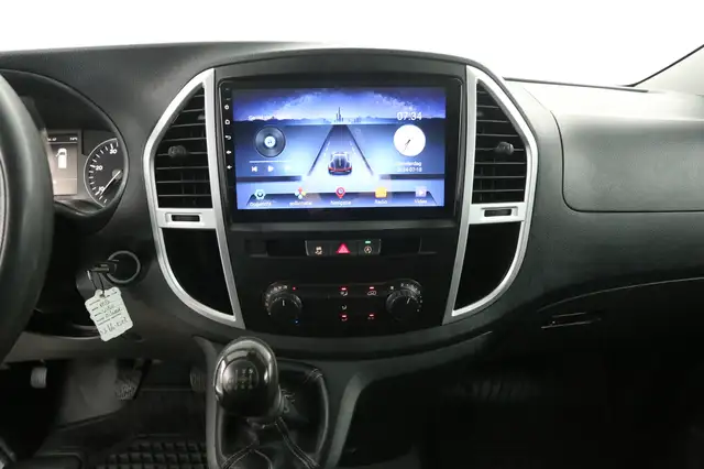 Mercedes-Benz Vito view 11