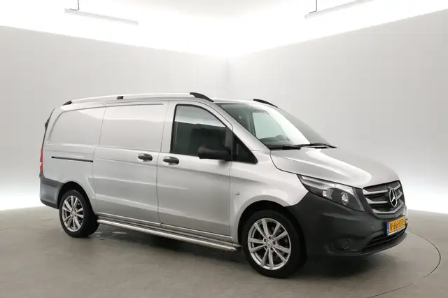 Mercedes-Benz Vito view 6