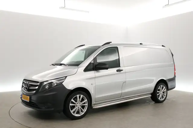Mercedes-Benz Vito view 8