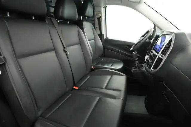Mercedes-Benz Vito view 10