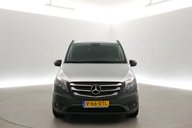 Mercedes-Benz Vito view 7