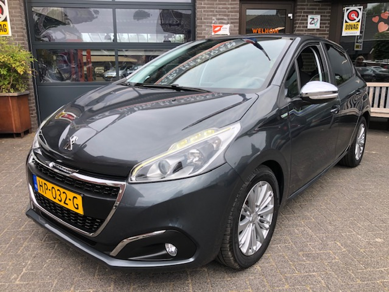 Peugeot 208 1.2 VTI Pure Tech Navigatie