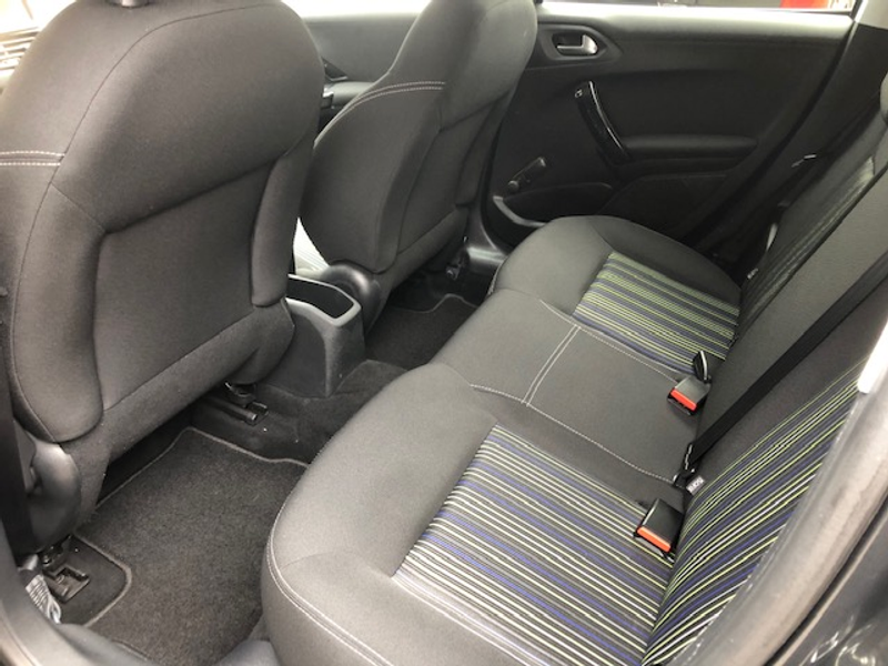 Peugeot 208 1.2 VTI Pure Tech Navigatie — photo 8