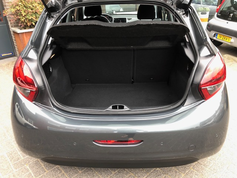 Peugeot 208 1.2 VTI Pure Tech Navigatie — photo 5