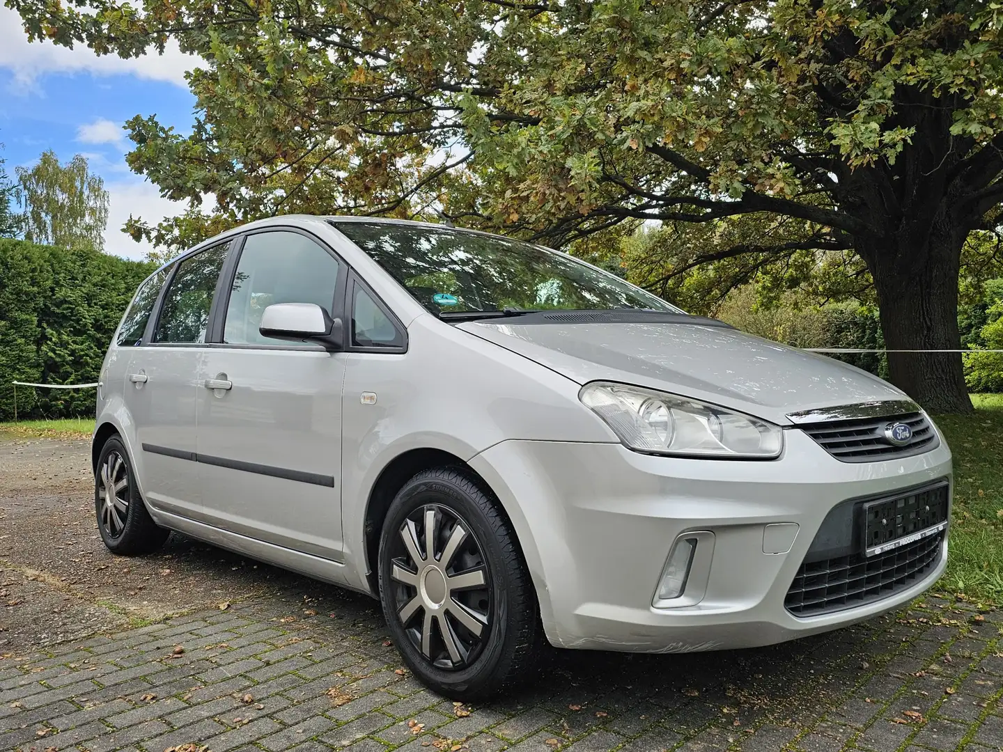 Ford Focus C-Max Focus C-Max 1.6 Ti-VCT + Winterr. Ahk.  HU11/25 Silber - 1