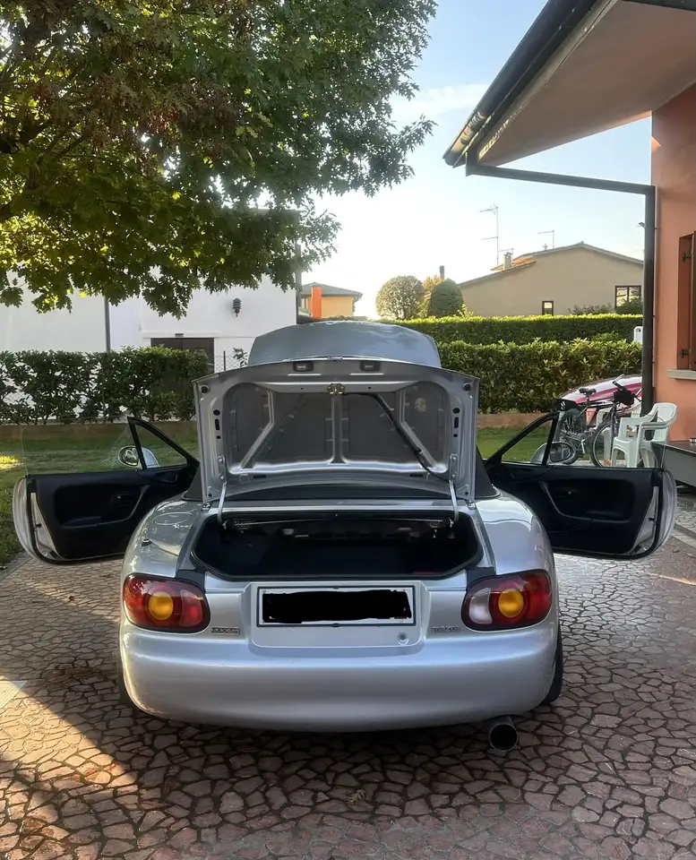 Mazda MX-5 1.6i 16v, foto 10