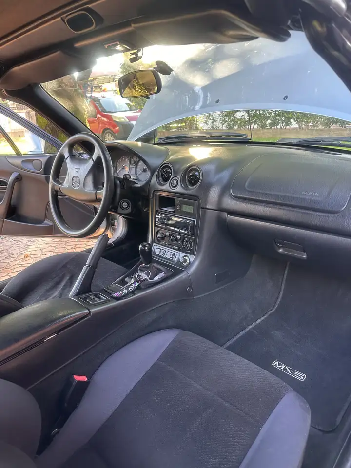 Mazda MX-5 1.6i 16v, foto 12