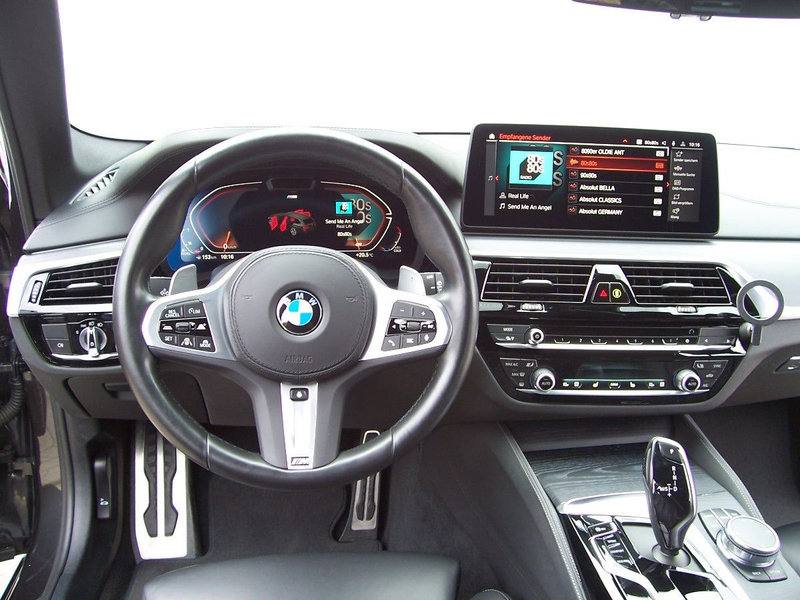BMW 530 d xDrive M Sportpaket PRO Massage/Laser/19" — photo 11