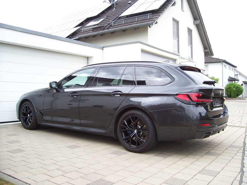 BMW 530 d xDrive M Sportpaket PRO Massage/Laser/19" — photo 2