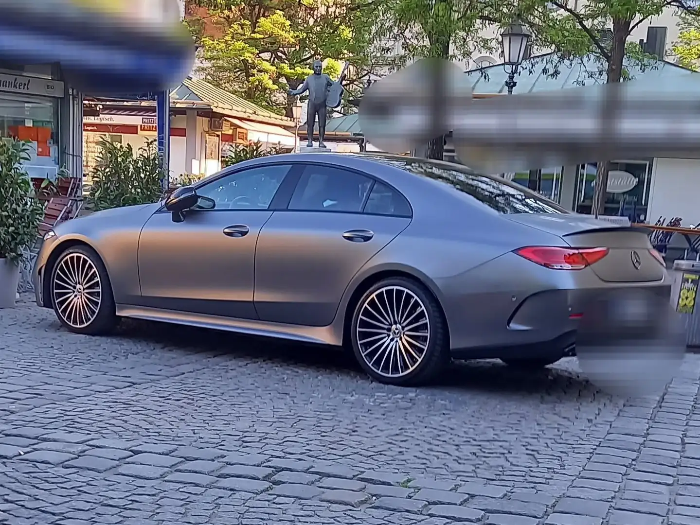 Mercedes-Benz CLS 220 CLS 220 d 9G-TRONIC AMG Line Grau - 1