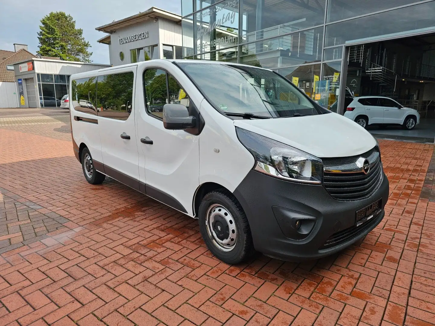 Opel Vivaro B Combi Bus L2H1  2,9t AHK Blanc - 1