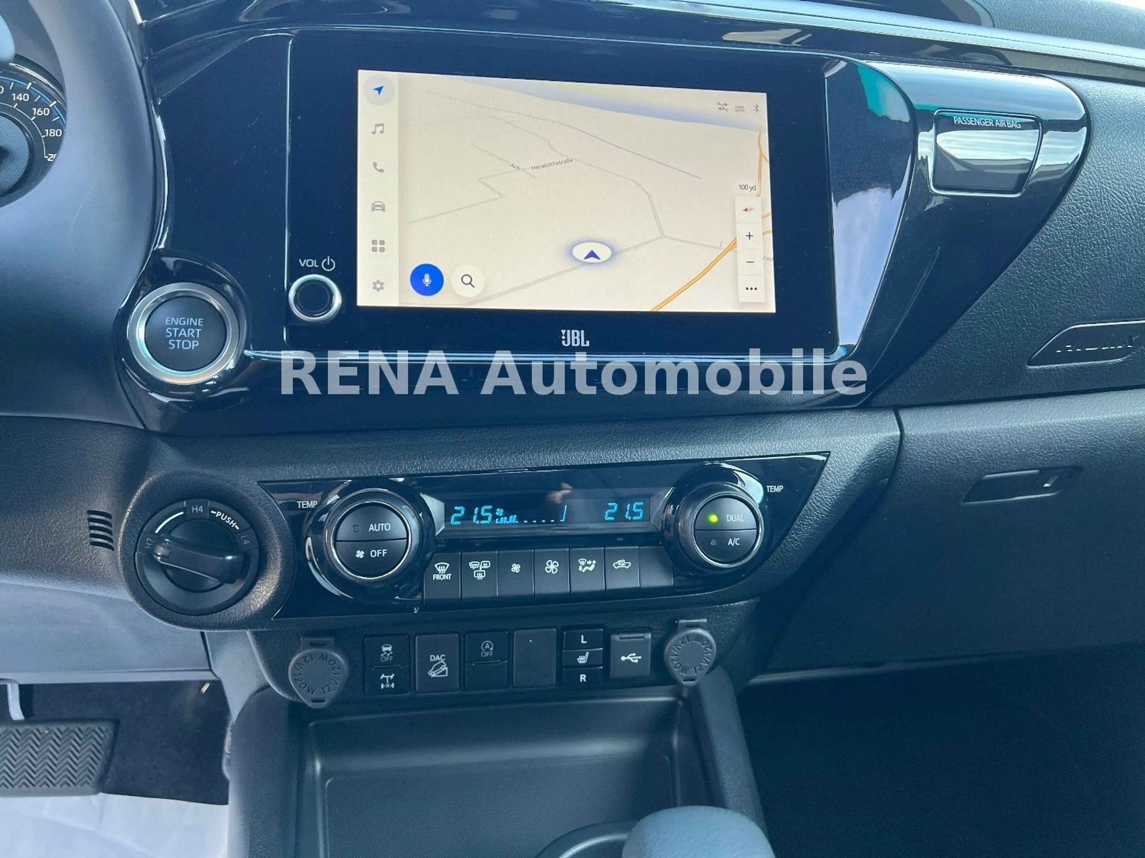 Toyota Hilux Invincible 2.8 Mild-Hybrid*360°*JBL*AHK* — photo 12