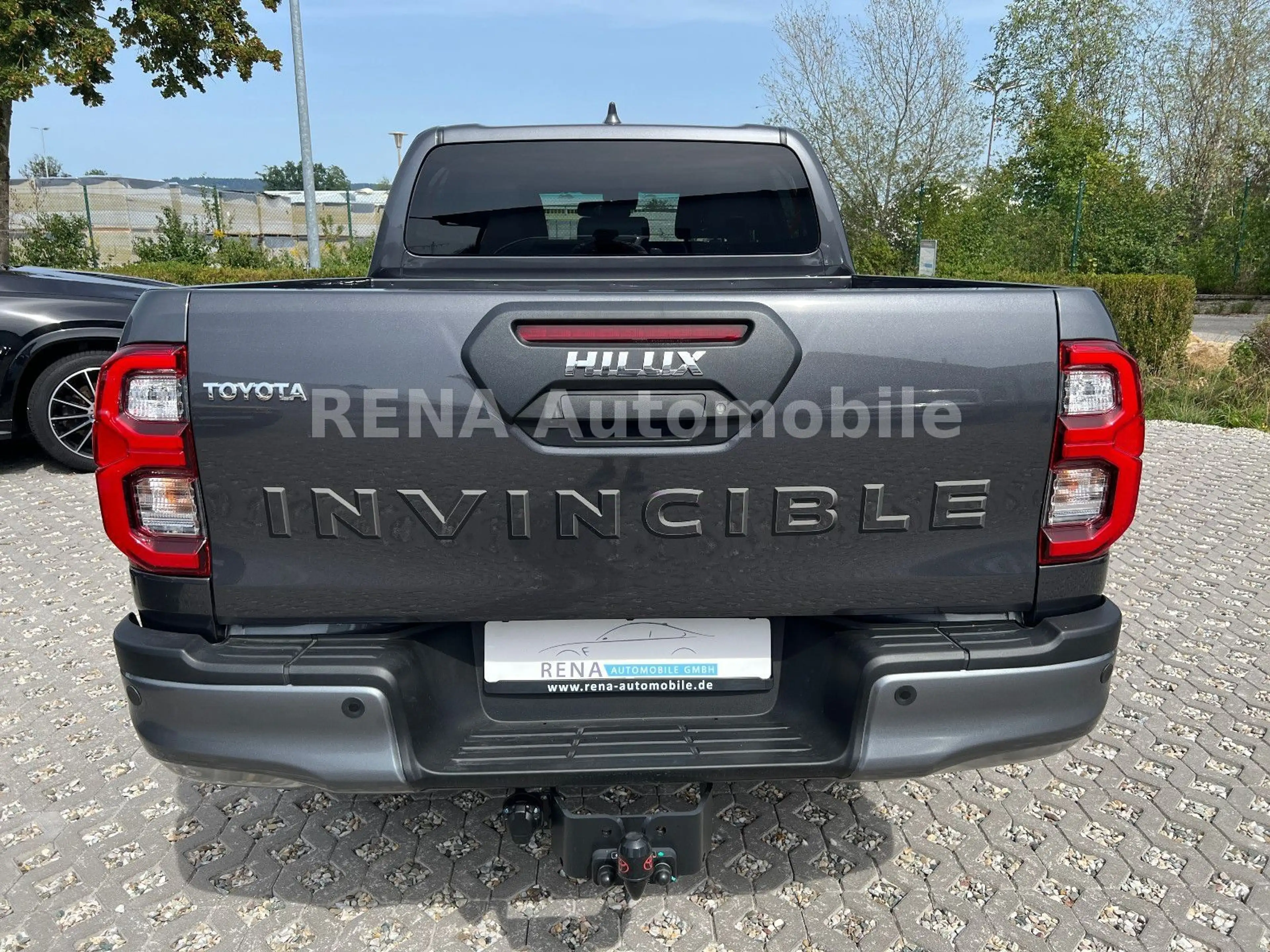 Toyota Hilux Invincible 2.8 Mild-Hybrid*360°*JBL*AHK* — photo 6