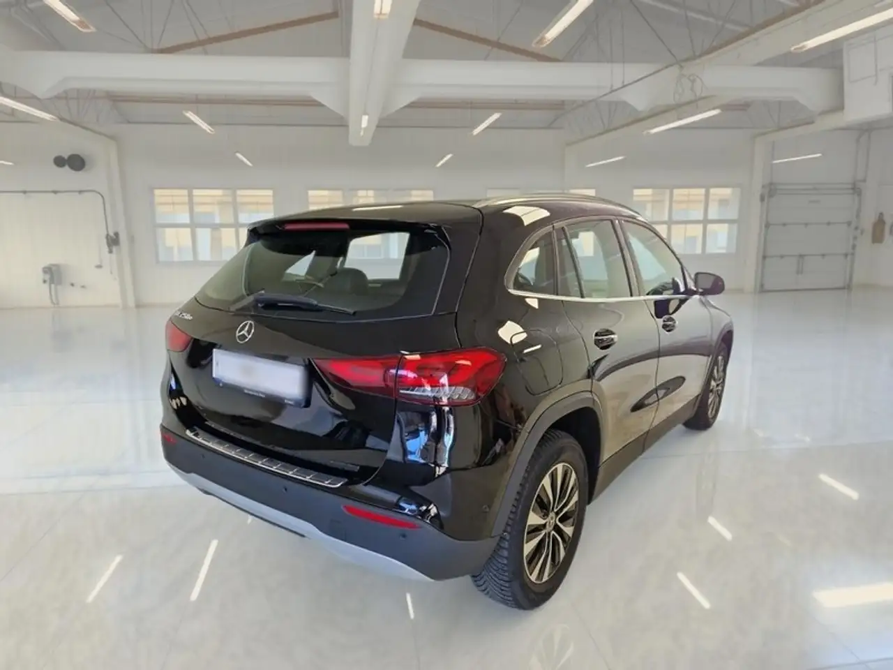 Mercedes-Benz GLA 250 E PLUG-IN HYBRID AUTO BUSINESS EXTRA CROSSOVER, миниатюра 4