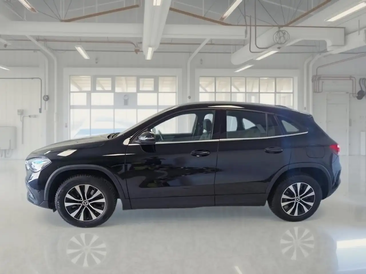 Mercedes-Benz GLA 250 E PLUG-IN HYBRID AUTO BUSINESS EXTRA CROSSOVER, миниатюра 5