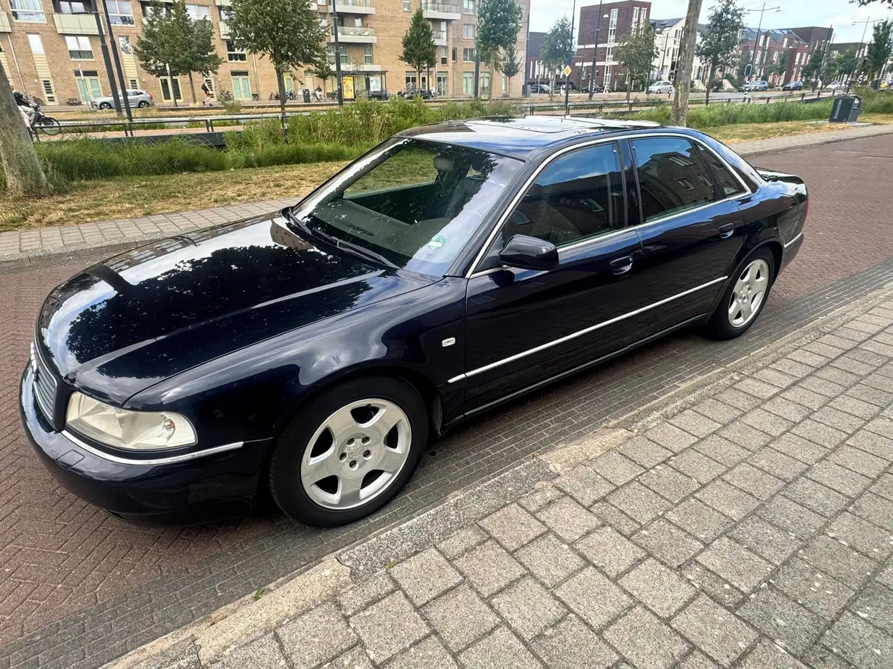 Audi A8 4D / D2 4.2 quattro, foto 3