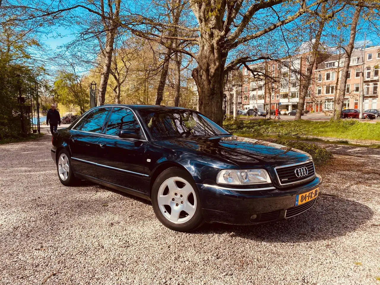 Audi A8 4D / D2 4.2 quattro, foto 1
