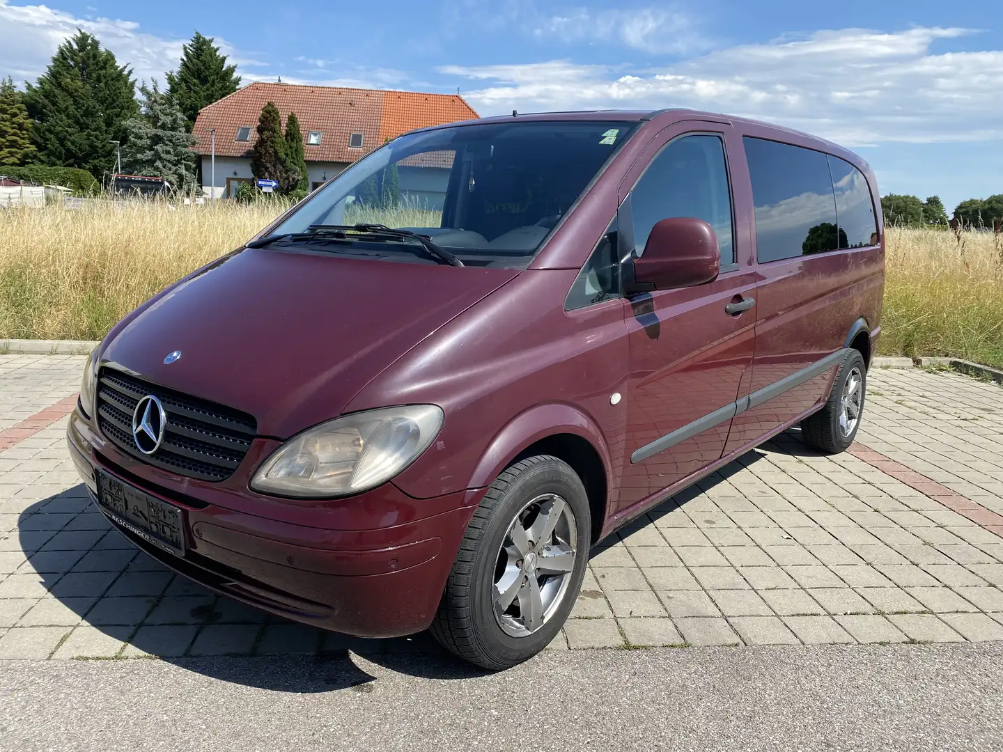 Mercedes-Benz Vito 111 CDI kompakt Aut. Czerwony - 1