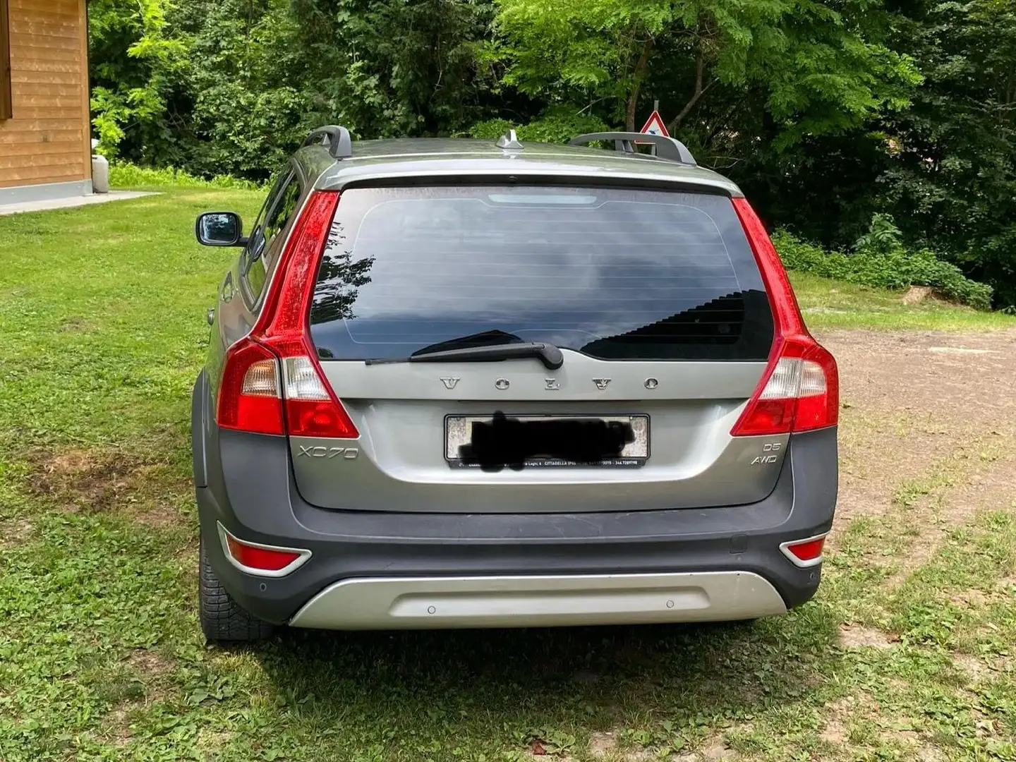 Volvo XC70 XC70 2.4 d5 Summum awd 185cv - 2