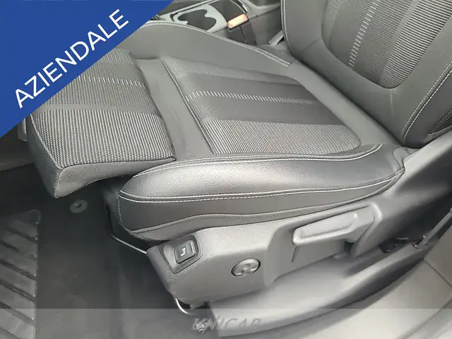 Opel Grandland view 12