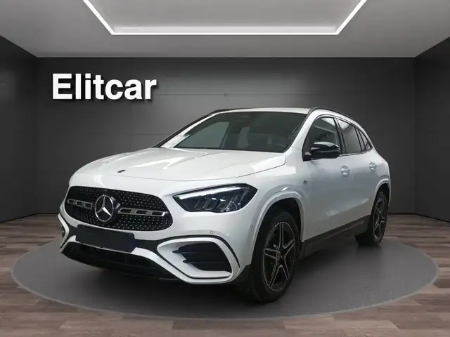 Mercedes-Benz GLA 250