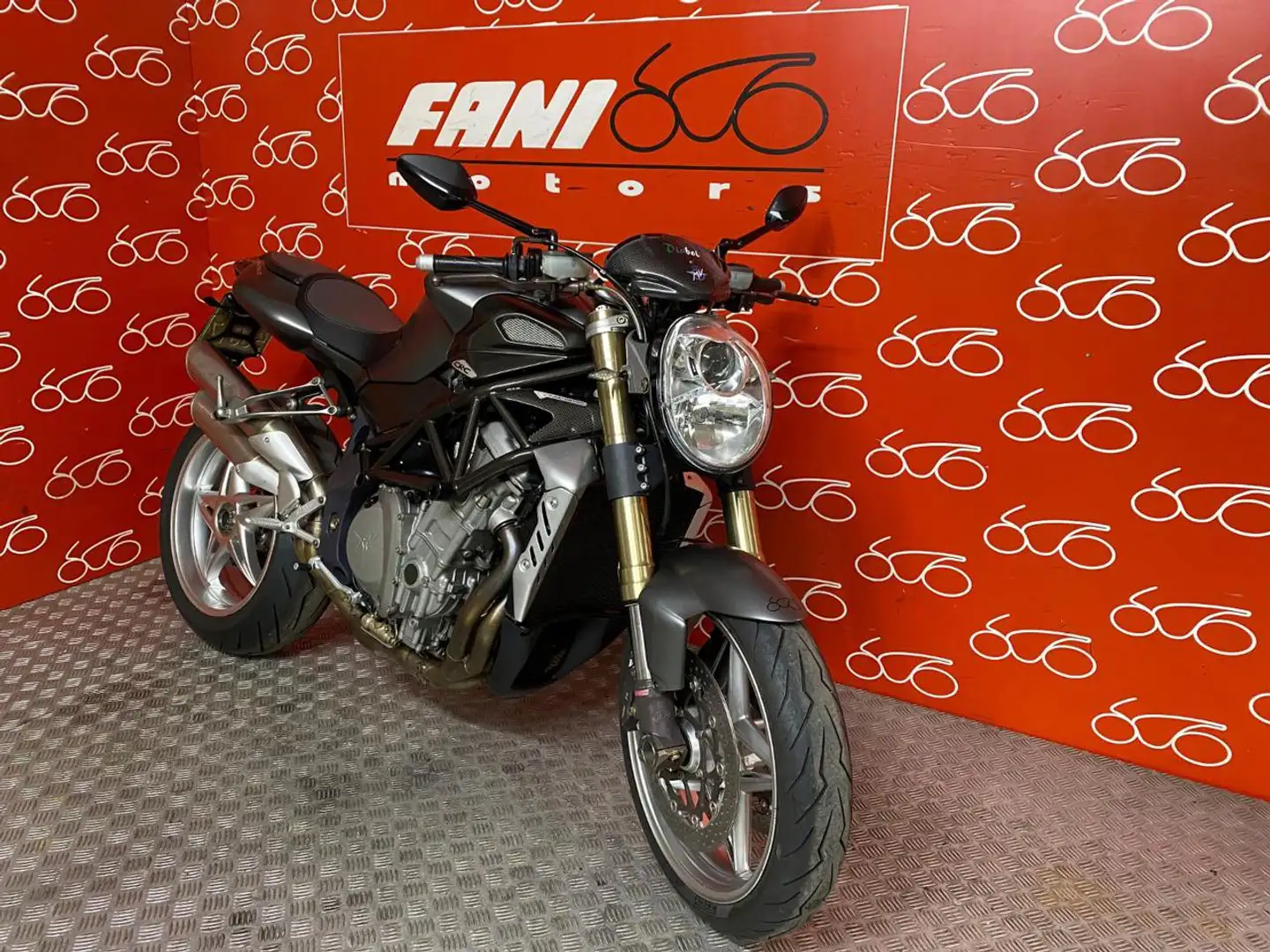 MV Agusta Brutale 750 2005 Grigio - 2